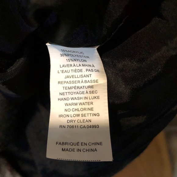 EUC Women’s VEX collection button blazer with fabric  rose embellishment - Picture 12 of 12